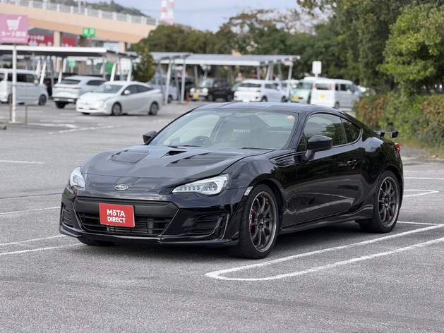 スバル BRZ 2.0 R オーナーコメント参照/MT車/キーレス/盗難防止装置/バックカメラ/DVD/Bluetooth/