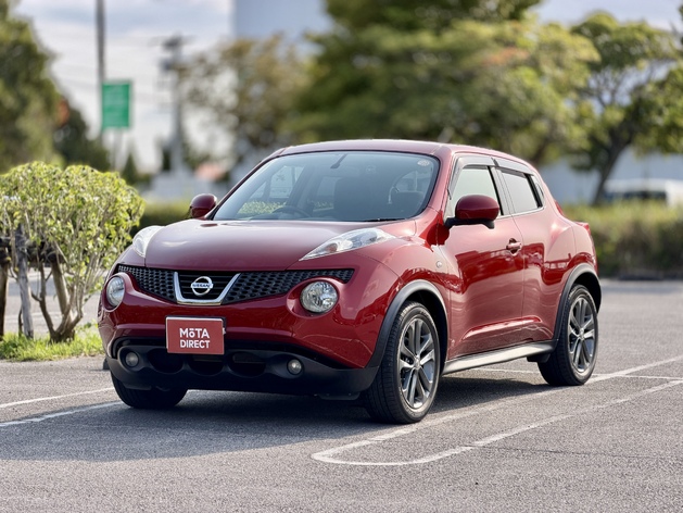 日産 ジューク 1.5 15RX アーバンセレクション スタイリッシュブラックパッケージ キーレス/スマートキー/バックカメラ/DVD/Bluetooth/