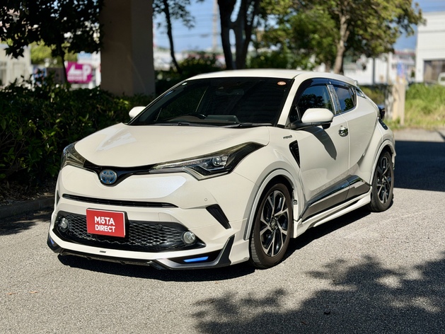 トヨタ C-HR ハイブリッド 1.8 G CD/DVD/Bluetooth/バックカメラ/ETC/シートヒーター